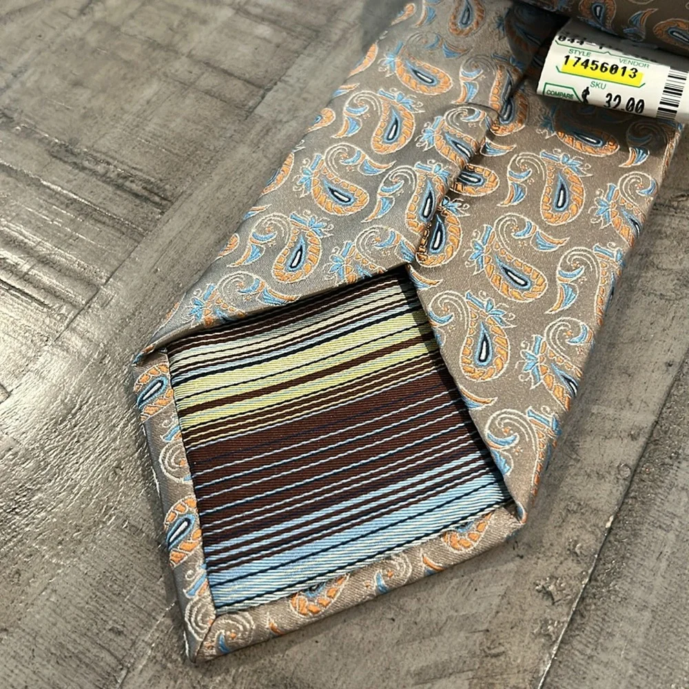 NWT Men’s Silk Tie Alexander Julian American Modern Neutral Colors Nice Pattern